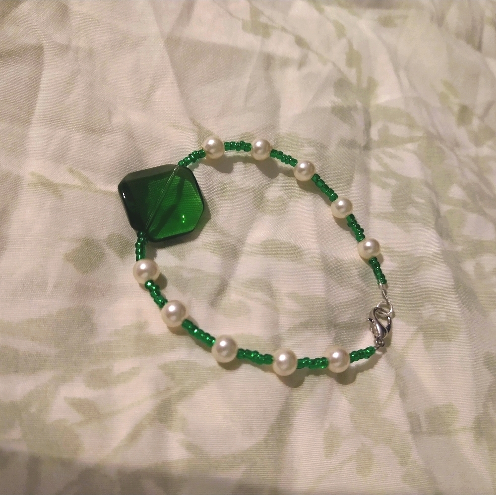 Emerald-Colored Handmade Bracelet